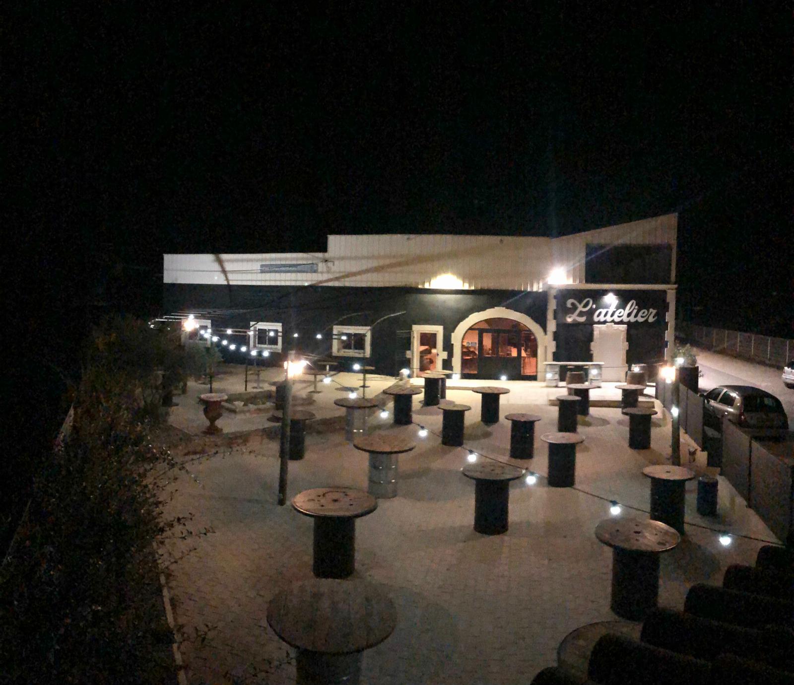 Soirée dansante avec DJ - L'Atelier Saint-Restitut